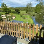 Les Rives Du Lay Rochejaquelein *