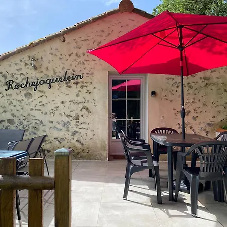 Les Rives Du Lay Rochejaquelein Casa vacanze Le Boupère